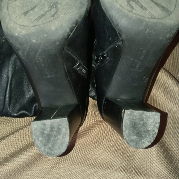 Woman's shoe CLEARANCE - Picture 5 of 7